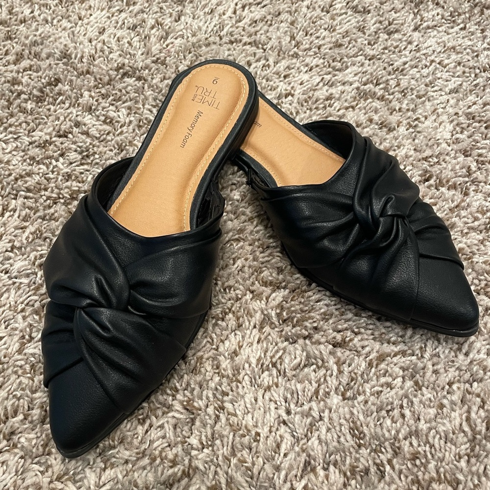 Black Knotted Slip-On Mules